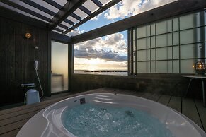 VACATION VILLA BLUE ARK