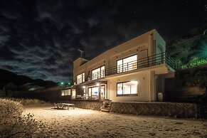 VACATION VILLA BLUE ARK