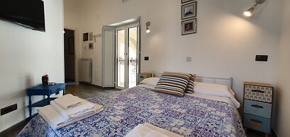 The Spanish Palace suites, rooms, apartments & terraces