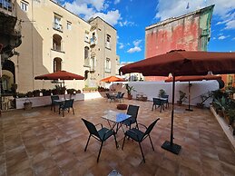 The Spanish Palace suites, rooms, apartments & terraces