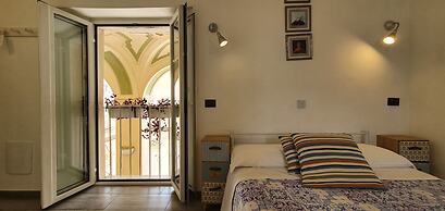 The Spanish Palace suites, rooms, apartments & terraces