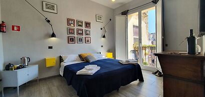 The Spanish Palace suites, rooms, apartments & terraces