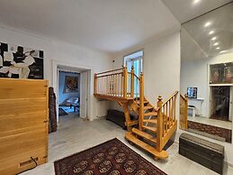 The Spanish Palace suites, rooms, apartments & terraces