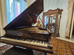 The Spanish Palace suites, rooms, apartments & terraces