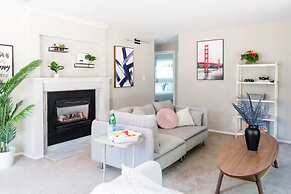 Charming Urban Home Near Beach Park