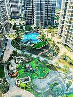 Lyshing Apartment in Vinhomes Grand Park