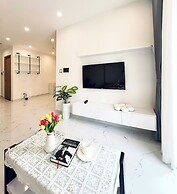 Lyshing Apartment in Vinhomes Grand Park