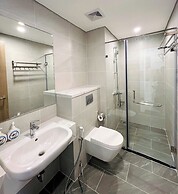 Lyshing Apartment in Vinhomes Grand Park