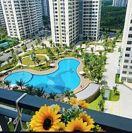 Lyshing Apartment in Vinhomes Grand Park
