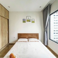 Lyshing Apartment in Vinhomes Grand Park