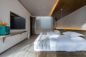 Cloudland View Hotel