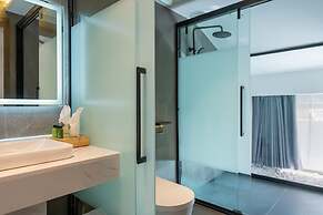 Cloudland View Hotel