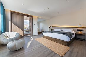 Cloudland View Hotel