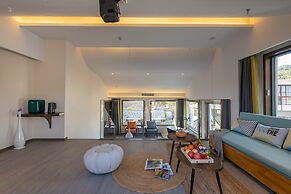 Cloudland View Hotel