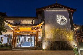 Cloudland View Hotel