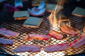 Cloudland View Hotel