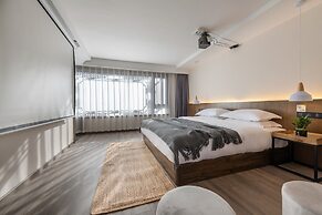 Cloudland View Hotel