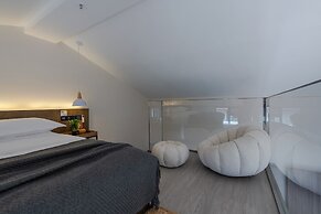 Cloudland View Hotel