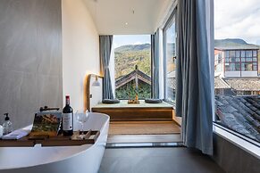 Cloudland View Hotel