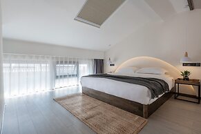 Cloudland View Hotel