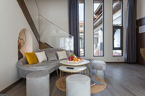 Cloudland View Hotel