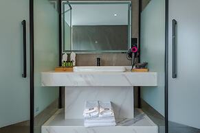 Cloudland View Hotel