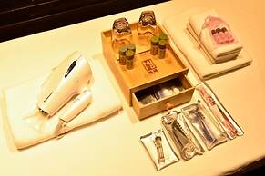 Miro Hachijo Genmachi BeTei