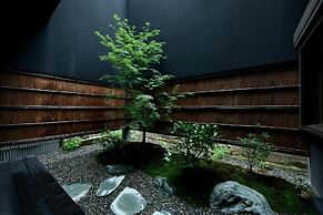 Miro Hachijo Genmachi BeTei