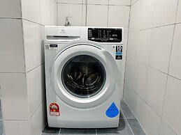 Chambers Residence by Manhattan Group