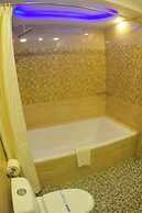 Royal Penguin Boutique Hotel And Spa