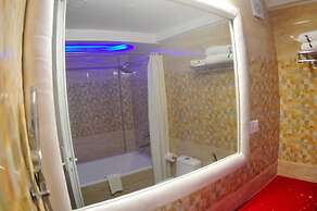 Royal Penguin Boutique Hotel And Spa