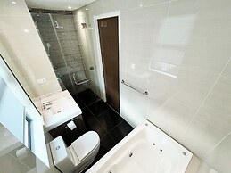 D Rapport Residences by Manhattan Group