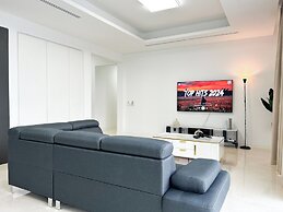 D Rapport Residences by Manhattan Group