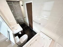 D Rapport Residences by Manhattan Group