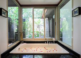 Katamanda seaview villa Kinnaree near Kata beach