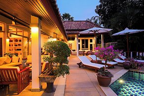 Katamanda seaview villa Kinnaree near Kata beach