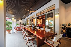 Katamanda seaview villa Kinnaree near Kata beach