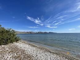 Pretty Apartment With Balcony