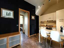 Apartment in Iseo Near Seabeach