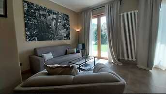 Apartment in Iseo Near Seabeach