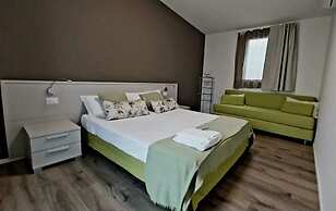 Appealing Apartment in Iseo With Pool