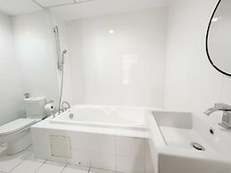 Solaris Dutamas by Manhattan Group