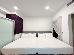 Solaris Dutamas by Manhattan Group