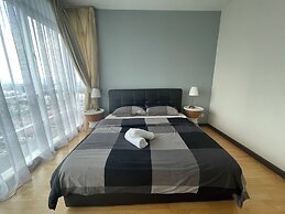 Solaris Dutamas by Manhattan Group