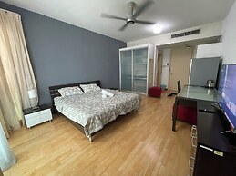 Solaris Dutamas by Manhattan Group