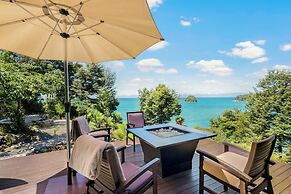 Jacuzzi Suite - Ocean Views & Beach