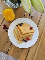 Jacuzzi Suite - Ocean Views & Beach