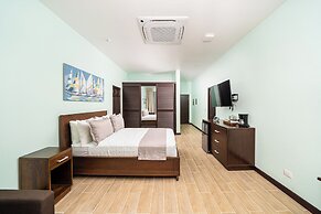 Beachfront Bungalows Hotel