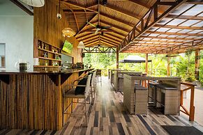 Beachfront Bungalows Hotel