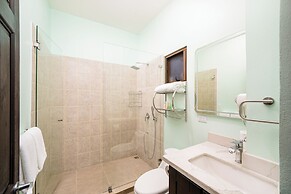 Beachfront Bungalows Hotel